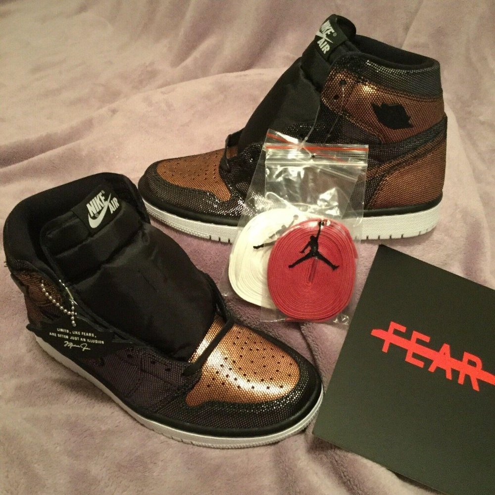 NIKE AIR JORDAN 1 HI HIGH OG FEARLESS CU6690-006
